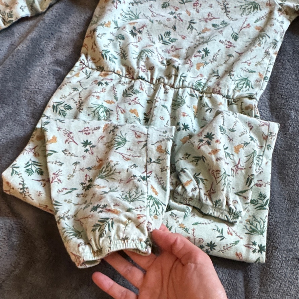 Leafy Patterned Kids Bodysuit - Picture 4 of 5